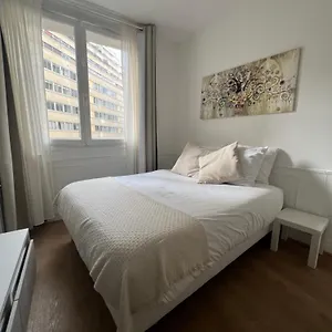 Cozy Studio Tour Eiffel Appartamento Parigi